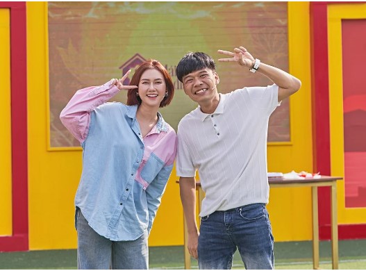 Diễn viên Trung Ruồi kể cảnh mất cha ở tuổi đôi mươi: 'Mẹ tôi khi đó đi làm đốt lò than để nấu cơm, làm tạp vụ'