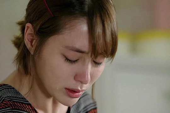 Mẹ chồng hào phóng tặng con tôi cuốn sổ tiết kiệm 500 triệu, chưa kịp cảm ơn thì chị dâu đã tiết lộ sự thật khiến tôi ngã ngửa