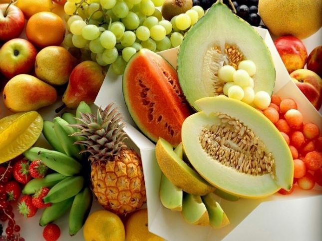 Ăn rau quả có đặc điểm này khiến tử cung và buồng trứng nhanh già, bác sĩ chỉ rõ 5 thói quen chị em cần làm