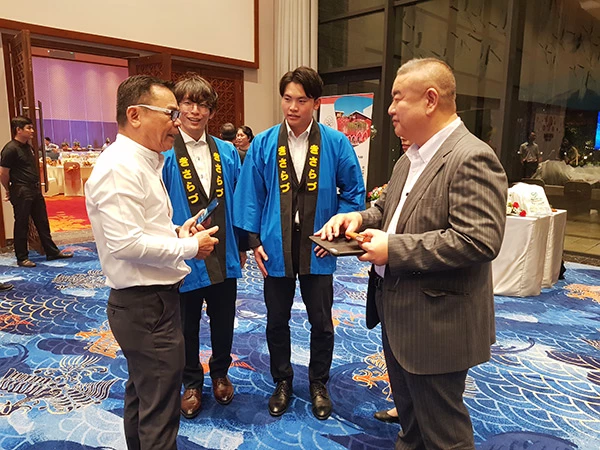 Doanh nghiệp du lịch Đà Nẵng kết nối với doanh nghiệp và đại diện cơ quan quản lý ngành du lịch TP Kisarazu. tại cuộc gặp.