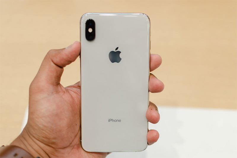 iPhone Xs bán giá rẻ như cho, trang bị hơn cả iPhone 11 mới đập hộp, rẻ hơn Galaxy A54 5G vài triệu