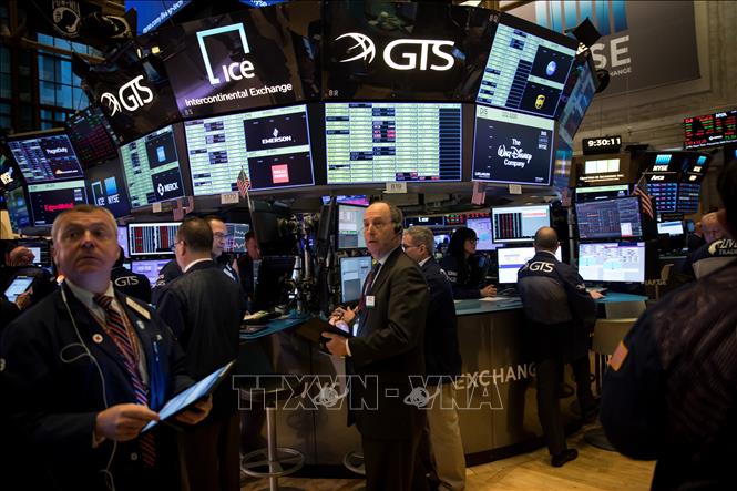 Chỉ số Dow Jones xác lập kỷ lục mới