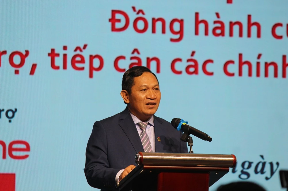 , ông K’Mák – Uỷ viên BTV Tỉnh uỷ, Phó Chủ tịch HĐND tỉnh Lâm Đồng, 