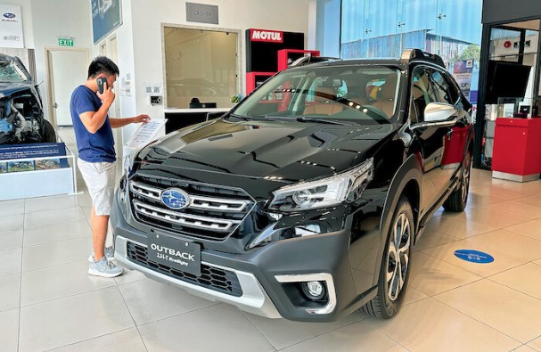 Kinh doanh ô tô bết bát: Cả năm trông hết vào mùa Tết