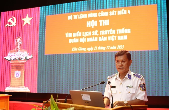 Đại tá Nguyễn Thái Dương - Phó Chính ủy Bộ Tư lệnh Vùng Cảnh sát biển 4