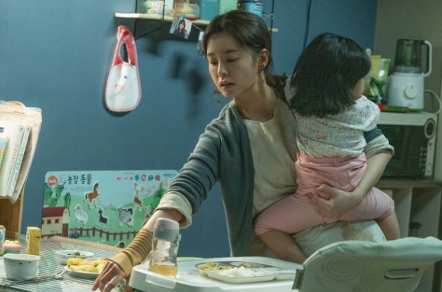 Lấy chồng 10 năm chưa một lần được về ngoại ăn Tết, cô vợ quyết "vùng lên" vào năm thứ 11