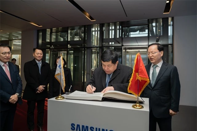 Đại gia Hàn Quốc muốn hợp tác với Việt Nam về chất bán dẫn - Ảnh 2.