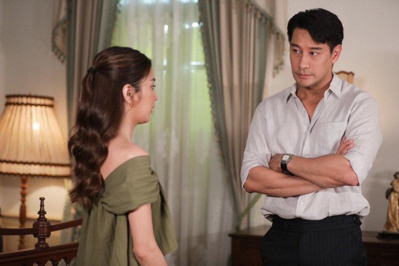 Mẹ qua đời, chồng tôi vì đồng tiền mà đang dần đánh mất hết nhân cách của bản thân