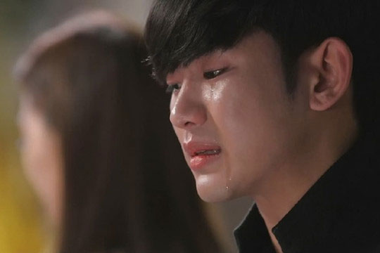 Biết không còn sống được bao lâu, tôi định sang tên sổ đỏ cho bạn gái thì phát hiện ra bí mật đáng sợ mà cô ấy giấu giếm bấy lâu