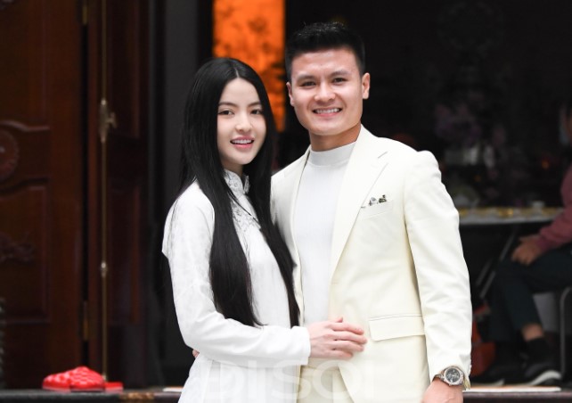 Những "đặc cách" khác biệt của Quang Hải dành riêng cho Chu Thanh Huyền