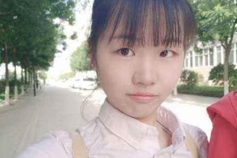 Không trang điểm đi hẹn hò buổi đầu tiên, cô gái bị từ chối sau tin nhắn "khó đỡ"