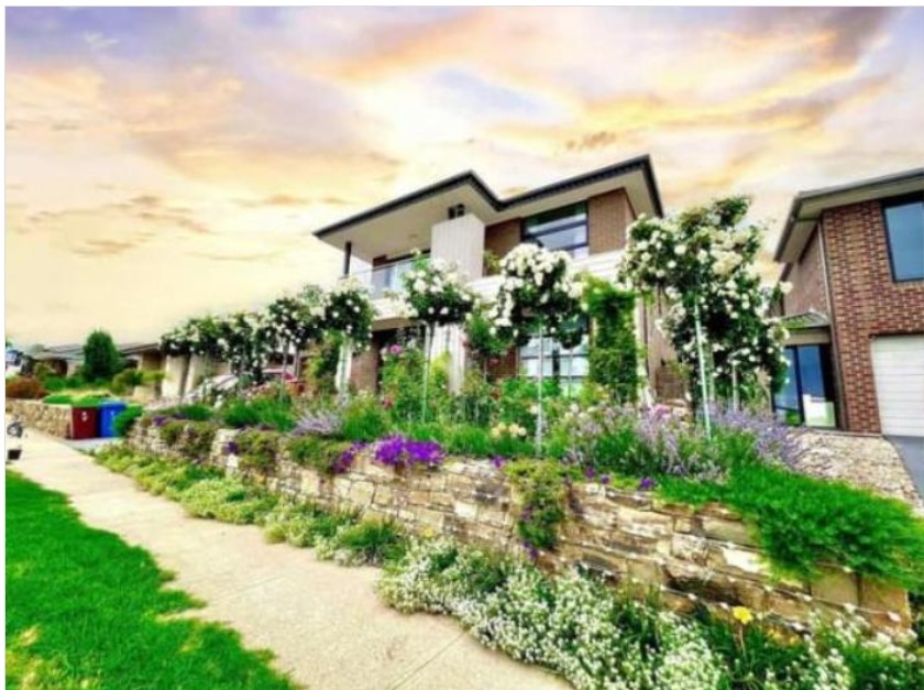 Trầm trồ với độ hoành tráng bên trong biệt thự của Quán quân Olympia Lê Vũ Hoàng ở trời Tây