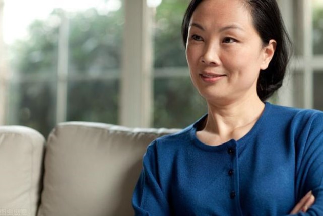 Người phụ nữ 54 tuổi lương 20 triệu đưa ra 5 yêu cầu tìm bạn đời ai nghe xong cũng chạy mất dép