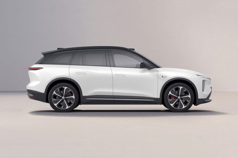 SUV đẹp long lanh, lớn hơn Toyota Fortuner, công suất 482 mã lực, giá 1,1 tỷ đồng