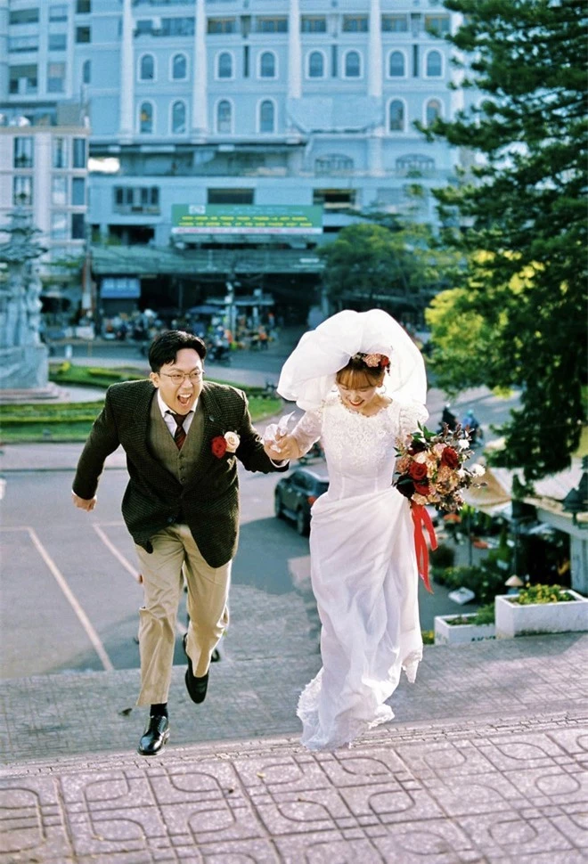 Hari Won tung bộ ảnh cưới đặc biệt, Trấn Thành: "8 năm yêu em, 7 năm làm chồng em, 6 làm osin của em!" - Ảnh 3.