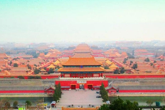 Tử Cấm Thành không có màu tím, tại sao lại gọi là Tử Cấm Thành