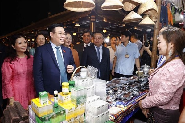 Festival Bảo tồn và phát triển làng nghề Việt Nam 2023: Tài hoa kết tinh thành giá trị