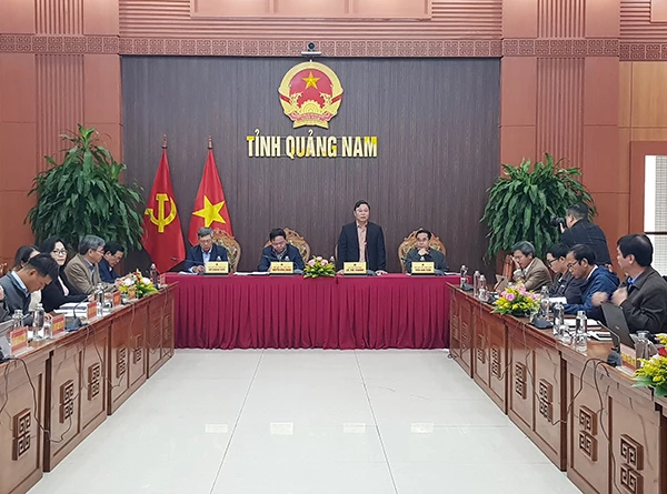 Chủ tịch UBND tỉnh Quảng Nam Lê Trí Thanh phát biểu tại buổi họp báo ngày 25/12.