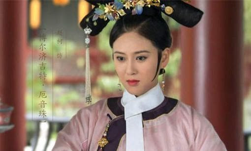 Dự Phi 30 tuổi mới vào cung, chỉ mất 5 năm đã được phong làm phi, tại sao Càn Long lại sủng ái bà như vậy?