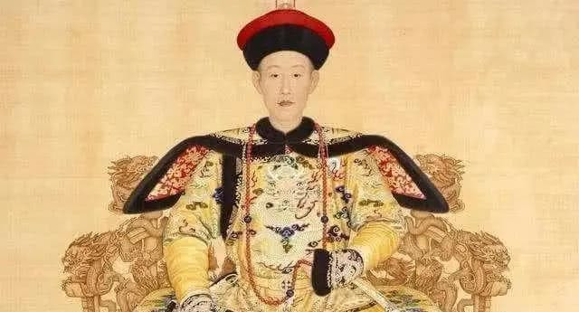 Năng lực của Gia Khánh kém hơn anh trai nhiều lần, tại sao Càn Long thông minh một đời lại vẫn chọn Gia Khánh làm người kế vị?