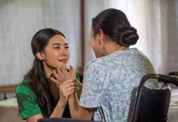 
Mẹ chồng bắt đóng 7 triệu/tháng, tằn tiện từng đồng với con dâu, nhưng khi thấy bọc tiền dày bịch nằm trên bàn chị vợ lại bật khóc nức nở