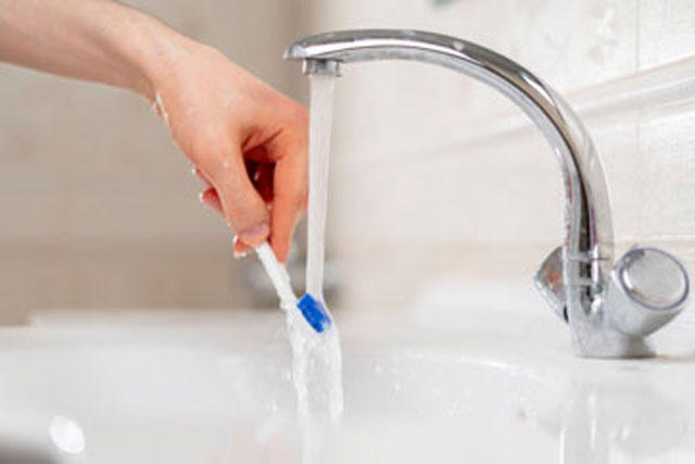 Bàn chải đánh răng dùng bao lâu thì nên thay?