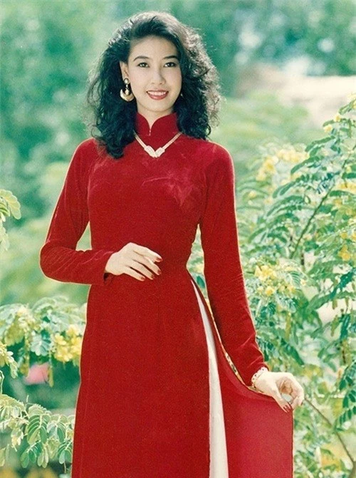Hoa hậu Việt đăng quang nhỏ tuổi nhất lịch sử, U50 tránh xa lão hóa, body nóng bỏng không đổi khác - 2