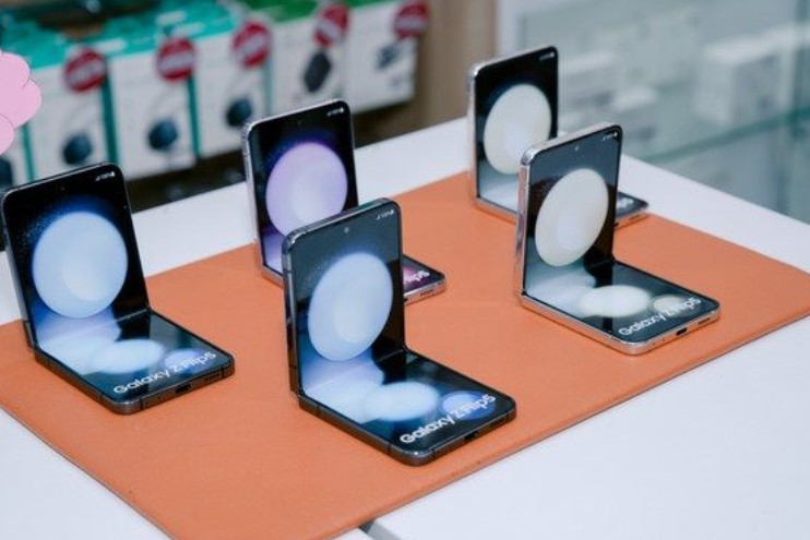 Điện thoại Samsung giảm giá đến 15 triệu đồng, rẻ nhất trong năm