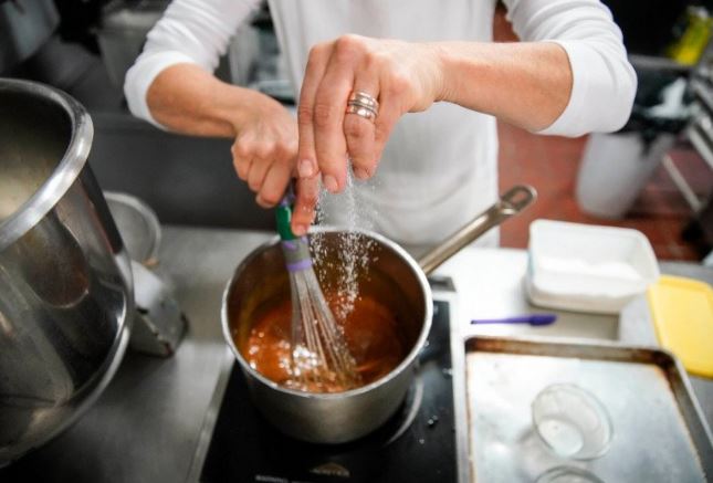 Một thành phần trong thực phẩm khiến dạ dày dễ hấp thụ chất gây ung thư hơn, người Việt ăn rất nhiều mà không biết