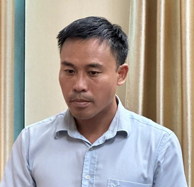 Bị can Vũ Văn Huyền nhận hối lộ hơn 230 triệu đồng. 