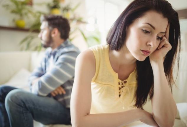 Chồng bỏ 7 triệu mua bộ bát đĩa về để ngắm khiến tôi tức ứa gan