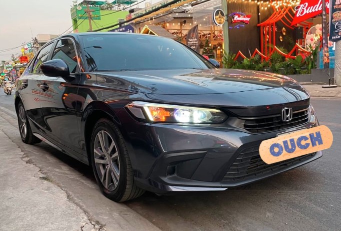Honda Civic chạy ‘lướt’ xuống giá ngỡ ngàng sau 2 năm lăn bánh