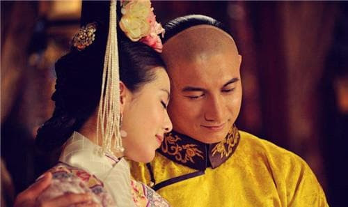 Kiểu tóc của đàn ông triều Thanh thực sự là kiểu nửa đầu? Đừng để các bộ phim cổ trang đánh lừa, thực tế còn xấu hơn trên phim rất nhiều