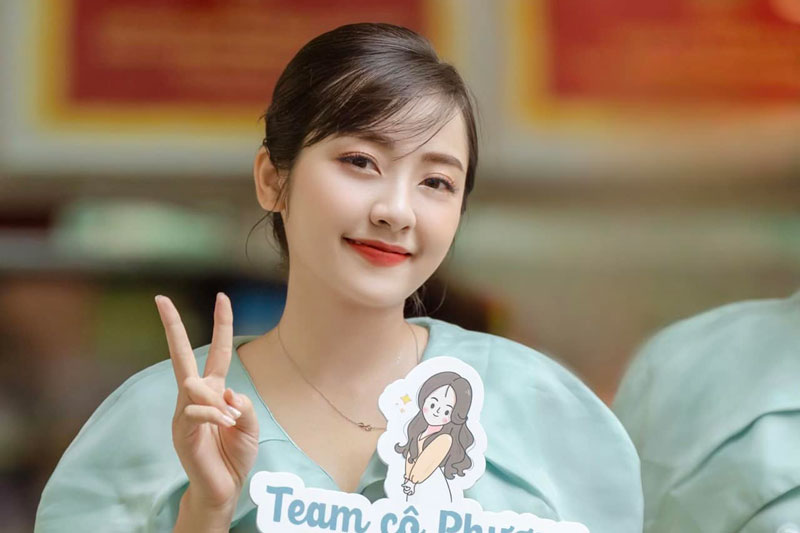 Nữ giáo viên 9X quê Hải Phòng sở hữu vẻ đẹp 'sắc nước hương trời'