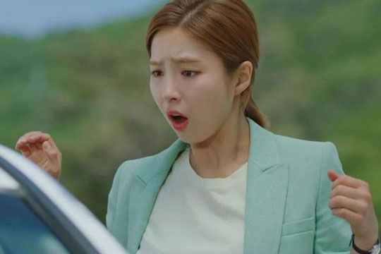 Vừa nhìn thấy bạn trai tôi, chị dâu ú ớ kinh ngạc rồi ngất xỉu tại chỗ làm cả gia đình thất kinh