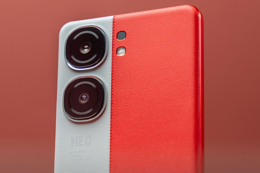 Smartphone mạnh bậc nhất thế giới, sạc 120W, màn hình độ sáng 3.000 nit, giá ‘hạt dẻ’