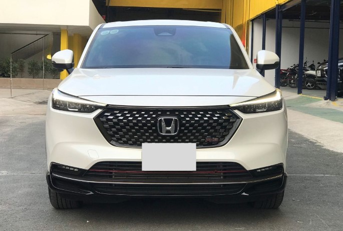 Honda HR-V 2023 ‘full option’ giảm giá sốc trên sàn xe cũ sau chưa đầy 5.000 km lăn bánh