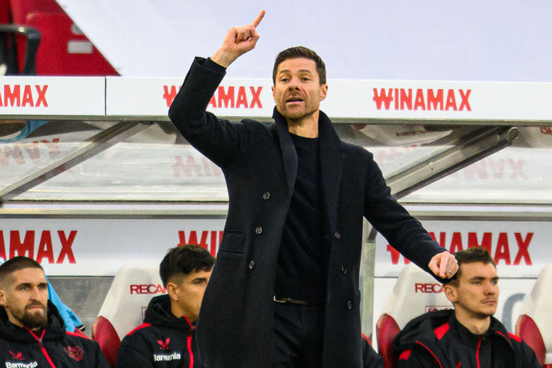 &#x110;i&#x1EC3;m danh 15 HLV xu&#x1EA5;t s&#x1EAF;c nh&#x1EA5;t ch&#xE2;u &#xC2;u n&#x1EED;a &#x111;&#x1EA7;u m&#xF9;a gi&#x1EA3;i 2023/24: Xabi Alonso &#x111;&#x1EA7;u b&#x1EA3;ng, Guardiola &#x111;&#x1EE9;ng cu&#x1ED1;i