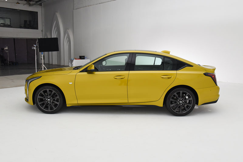 ‘Kẻ huỷ diệt’ Mercedes-Benz E-Class ra mắt với thiết kế chất lừ, giá hơn 940 triệu đồng