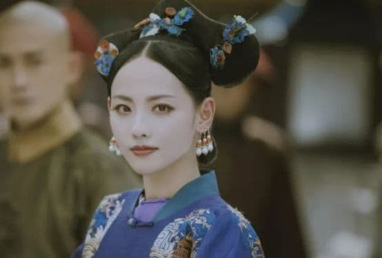 Tại sao Khang Hi lại phạt Dung Phi đi dọn nhà vệ sinh? Bà đã phạm phải 2 sai lầm không thể tha thứ, đến Khang Hi cũng thấy bất lực