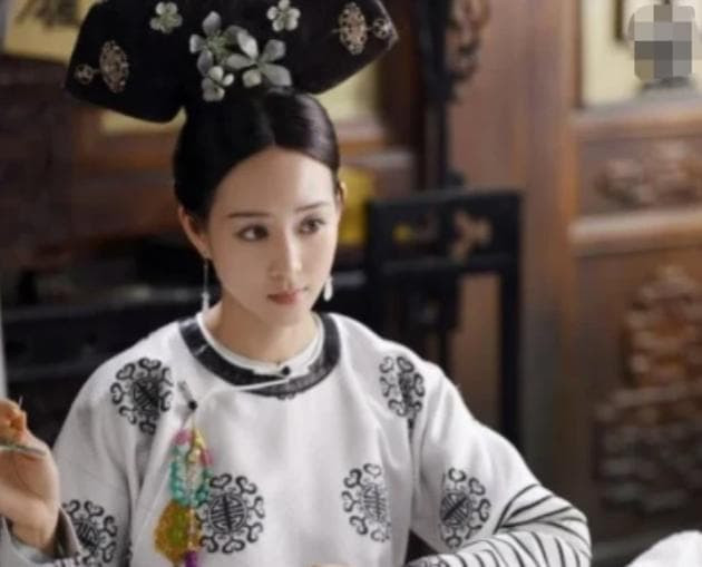 Nàng 79 tuổi vẫn được triệu thị tẩm, ở bên cạnh Càn Long 65 năm, sinh ra cho triều đại nhà Thanh vị hoàng tử ưu tú nhất