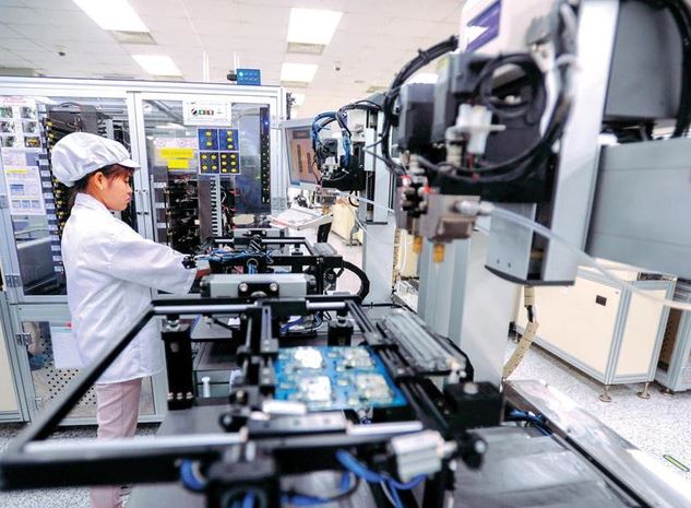 Kinh tế Việt Nam 2023: Vượt thách thức, tăng trưởng tích cực