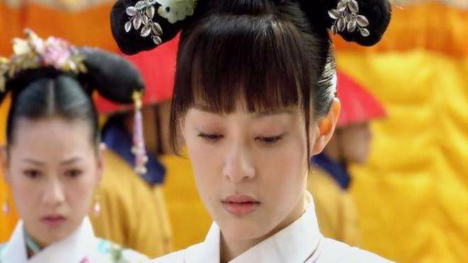 Ng&#x1B0;&#x1EDD;i ph&#x1EE5; n&#x1EEF; h&#x1EA1;nh ph&#xFA;c nh&#x1EA5;t ch&#x1ED1;n h&#x1EAD;u cung trong 300 n&#x103;m c&#x1EE7;a v&#x1B0;&#x1A1;ng tri&#x1EC1;u nh&#xE0; Thanh, s&#x1ED1;ng t&#x1EDB;i 86 tu&#x1ED5;i, c&#x1EA3; &#x111;&#x1EDD;i h&#x1B0;&#x1EDF;ng vinh hoa ph&#xFA; qu&#xFD;