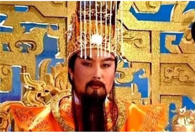 Là thống lĩnh của Tam giới, tại sao vẫn có những người mà Ngọc Hoàng không thể kiểm soát, trong số đó có Thần và Phật?