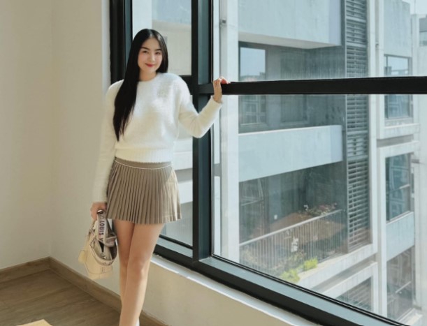 'MC đẹp nhất VTV' tự tặng bản thân căn hộ để mừng sinh nhật