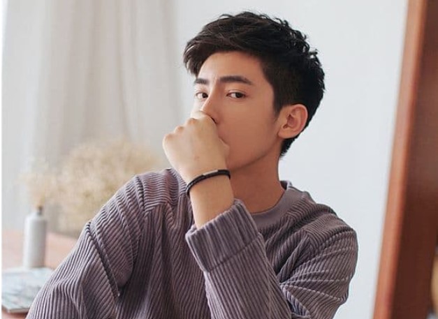 Vừa hay tin nhà bác hàng xóm phân chia tài sản, mẹ kéo tôi sang đó và nói ra sự thật khiến cả nhà được phen náo loạn