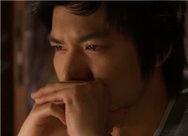 Sự thật sau chiếc điện thoại hỏng kéo tôi khỏi lỗi lầm cực lớn