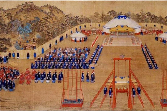 Càn Long đã chuẩn bị những món ăn gì trong bữa yến tiệc mời 3.000 bô lão? Tại sao sau khi về họ lần lượt qua đời?