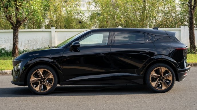 VinFast VF 7 phiên bản "Rồng Lửa" bán hết veo chỉ sau 22 phút mở bán