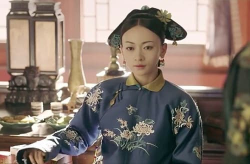 Lần đầu gặp gỡ Lệnh Phi, tại sao Càn Long lại vui tới mức không còn là chính mình? Nguyên nhân thực ra lại rất dễ đoán